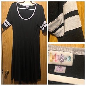 LuLaRoe solid black varsity stripe Nicole size 2XL
